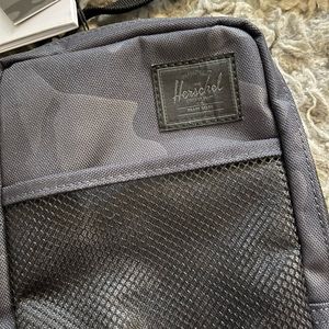 NEW Herschel Camo Print Crossbody